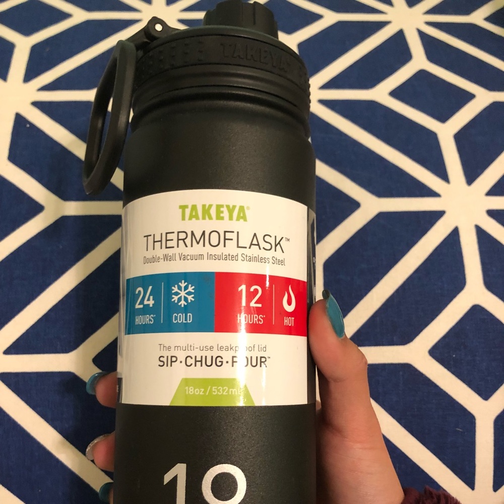 Takeya brand new water bottle!